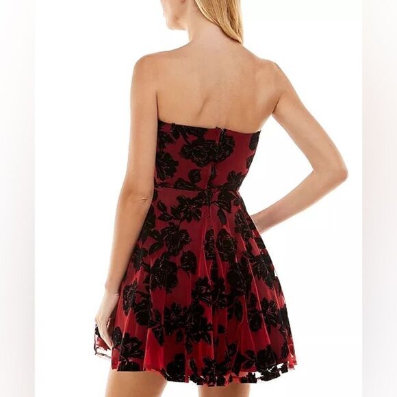CITY STUDIOS Juniors' Flocked Fit & Flare Dress red and black dress size 1 New - Picture 4 of 13